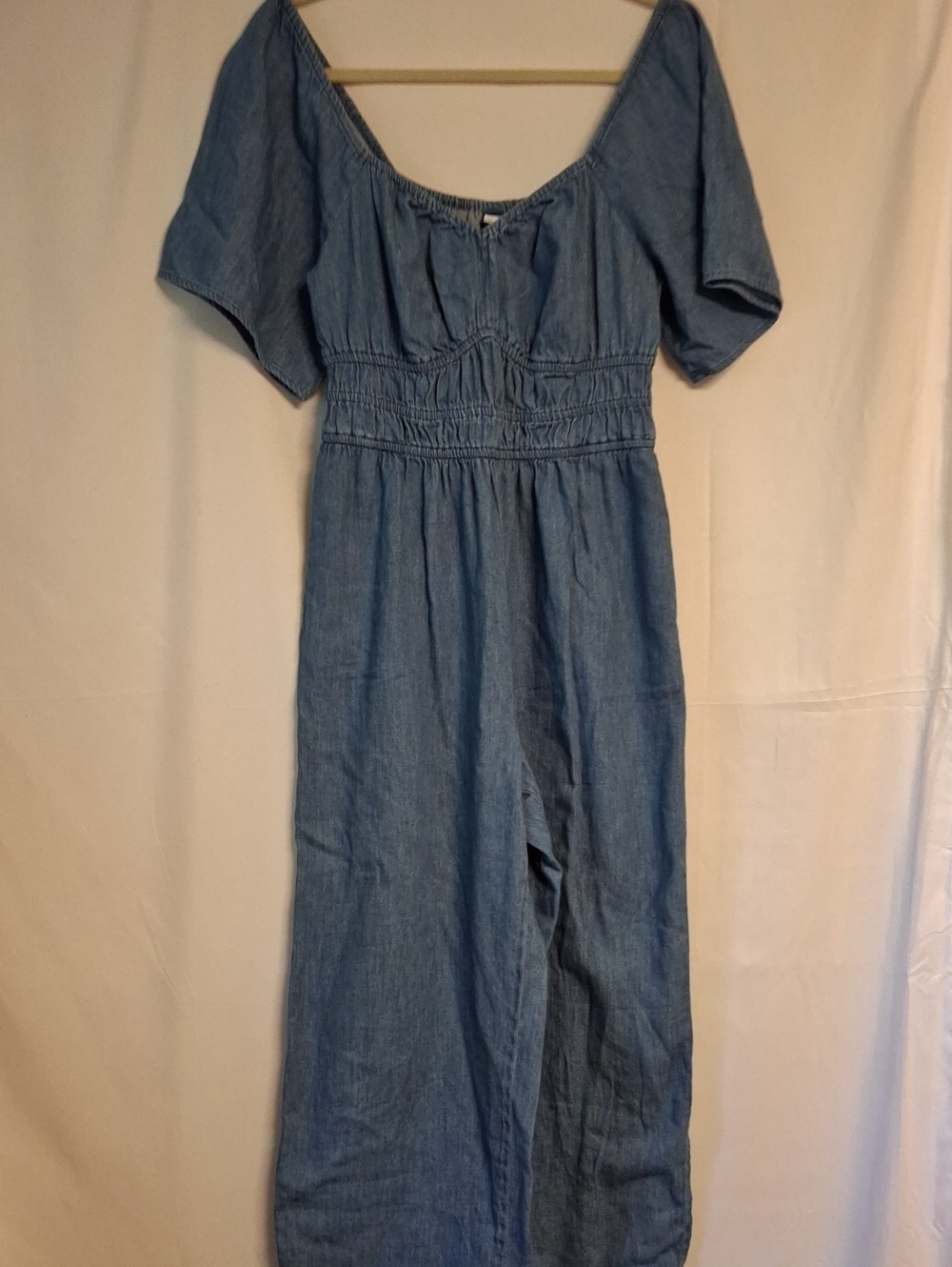 Old Navy Medium Blue Chambray Elastic-Neck Jumpsuit Medium